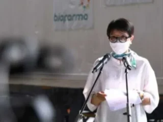 Mentri Luar Negri Sampaikan Kenaikan Kasus Covid -19 Gblobal
