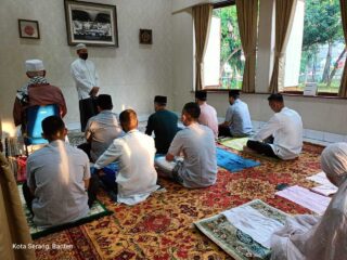 Danrem 064 My Laksanakan Shalat Ied Di Rumah Dinas