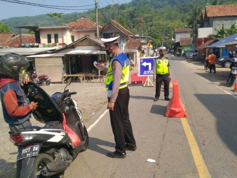 Satlantas Polres Lebak Jaga Ketat Tempat Wisata dan Perbatasan