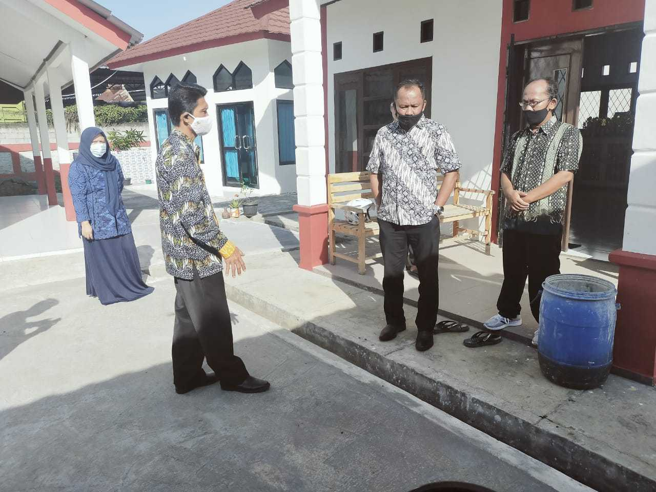 Langgar Prokes Akibat Kekurangan Buku, Dindik Lebak Tegur Sdn 1 Warunggunung 1 Langgar Prokes Akibat Kekurangan Buku, Dindik Lebak Tegur Sdn 1 Warunggunung