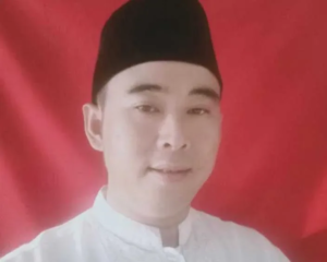 Sudarwan Siap Menghibahkan Diri Untuk Kesejahtraan Masyarakat . 1 Sudarwan Siap Menghibahkan Diri Untuk Kesejahtraan Masyarakat .