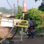 Proyek Pt Kai Gangu Jalan Warga Batutulis Diprotes Warga Bogor