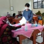 Patuhi Prokes, Membuka 3 Loket, Pendaftaran Di Smpn 1 Rangkasbitung Berjalan Lancar
