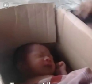 Warga Cibuah Digegerkan Penemuan Bayi Di Pinggir Jalan 3 Warga Cibuah Digegerkan Penemuan Bayi Di Pinggir Jalan