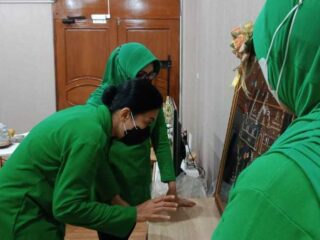 Ketua Persit Kck Koorcab Rem 064 Siliwangi Sambut Ny Hetty Andika Perkasa