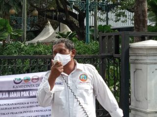 Kpj Apa Kabar Saringan Sampah Kali Ciliwung