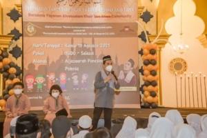 Camellia Lubis Bendum Kita : Rayakan Harlah Ke-1, Kita Gelar Santunan Anak Yatim 2 Camellia Lubis Bendum Kita : Rayakan Harlah Ke-1, Kita Gelar Santunan Anak Yatim