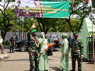 Pelepasan Brigjen Tni Gemuruh Dan Istri Di Korem 064 My