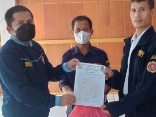 Karang Taruna Kota Cilegon Distribusikan Bantuan Vitamin Dan Masker