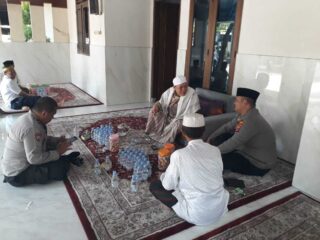 Polsek Pasar Kemis Sambangi Tokoh Agama, Ada Apa