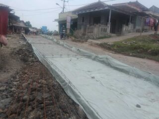 Dpupr Lebak Melaksanakan Rehabilitasi Jalan Re Martadinata