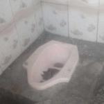 Menyakitkan...!Mck Di Tangerang Dirusak Dan Materialnya Hilang