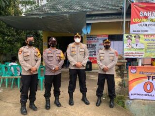 Karorena Polda Banten Tinjau Pelaksanaan Pilkades Di 2 Tps Kecamatan Ciomas