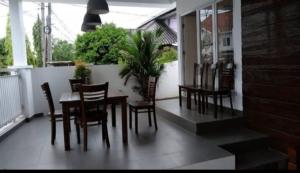 Mantan Aktivis Dan Relawan Buka Cafe Di Tangerang, Begini Ceritanya 7 Mantan Aktivis Dan Relawan Buka Cafe Di Tangerang, Begini Ceritanya