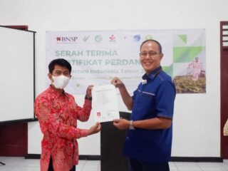 Fkdb Inisiasi Serah Terima Sertifikat Perdana Lsp Pertani Indonesia