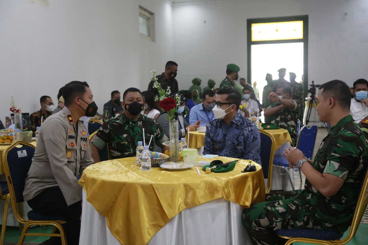 Wabup Pandeglang,Tanto Warsono Arban Hadiri Sertijab Dandim 0601