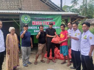 Kesti Ttkkdh Berikan Bantuan Sembako, Pada Warga Korban Gempa Sumur