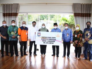 Korpri Kemendagri Salurkan Bantuan Peduli Gempa Di Kabupaten Pandeglang