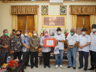 Perkumpulan Urang Banten Dan Lantip Berikan Bantuan Rp.50 Juta Untuk Korban Gempa Pandeglang