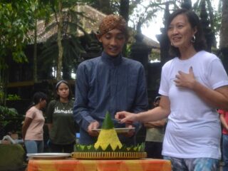 Festival Cinta; Ikhtiar Memuliakan Diri Dan Menyayangi Ibu Pertiwi