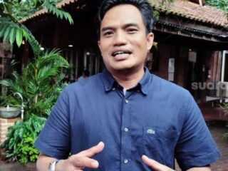 Pengamat, Pelaporan Kepala Opd Politis