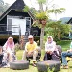 Wisata Keluarga Di Curug Cibuluh Land Dan Vila Bambu