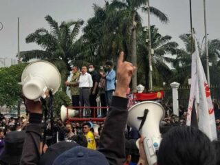 Ditanya Ratu Koridor, Sufmi Dasco Pilih Bungkam