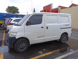 Warga Tukar Uang Ditahan Petugas, Ada Apa