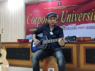 Mantap.........!!!! Grup Band Padi Apresiasi Gitar Karya Lapas Rangkasbitung