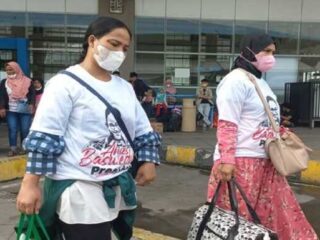 Mudik Pakai Kaos &Quot;Anies Presiden Ri&Quot;, Guntur: Momen Agama Dimanfaatkan Untuk Ambisi Politik