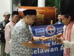 Semarakan Idul Fitri, Relawan AHY Bagikan Bedug di Banten