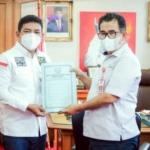 Ketua Dprd Banten Serahkan Berkas Usul Pemberhentian Gubernur Dan Wakil Gubernur Banten Periode 2017-2022