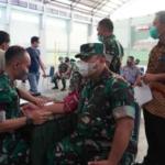 Pemberian Vaksin Booster Bagi Anggota Dan Keluarga Korem 064/My