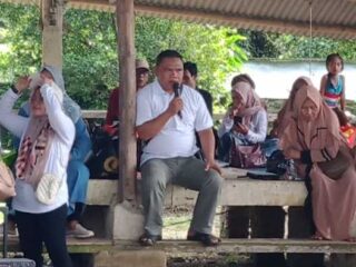 Jalin Sinergitas Dan Mempererat Silaturahmi, Kepala Desa Cemplang Ajak Masyarakat Berwisata Jiarah Ke Banten