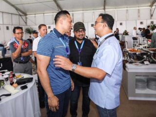 Ahy Dan Anies Lakukan Ini Saat Nonton Formula E Sirkuit Di Ancol