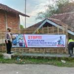 Sat Lantas Polres Lebak Pasang Spanduk Himbauan Di Beberapa Titik Rawan Kecelakaan Dan Rawan Pelanggaran