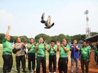 Buka Liga Santri, Pj Gubernur Banten Al Muktabar : Latihan Mental Para Santri