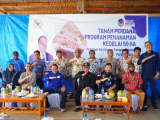 Top....! Ayep Zaki Gelar Tanam Perdana Kedelai 50 Ha Di Keerom,Papua