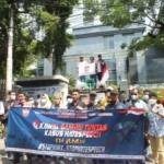 Lecehkan Suku Adat, Massa Aksi Desak Edy Mulyadi Segara Dihukum