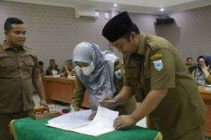 Sebanyak 73 Pejabat Administrator Eselon Iii Di Lingkup Pemkab Pandeglang Serah Terima Jabatan