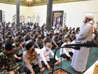 Tragedi Kanjuruhan, Kapolda Gorontalo Gelar Sholat Ghoib