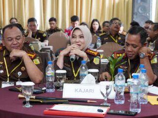 Kejari Batam Sabet Dua Penghargaan Dari Kejati Kepri