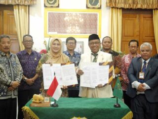 Pemkab Pandeglang Hibahkan Tanah Untuk Kampus Uin Smh Banten Di Cibaliung