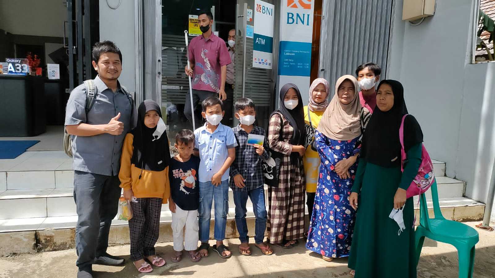 Dinas Sosial Pandeglang Salurkan Dana Bantuan Sosial Untuk Anak Yatim 1 Dinas Sosial Pandeglang Salurkan Dana Bantuan Sosial Untuk Anak Yatim