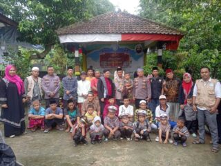 Polres Pandeglang Gelar Jumat Curhat Di Ponpes Daarul Jannah Keboncau Pandeglang