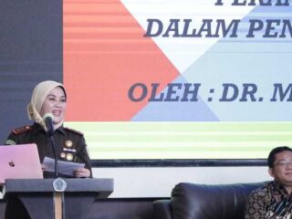 Kajati Jatim Berikan Kuliah Umum, Begini Manfaatnya