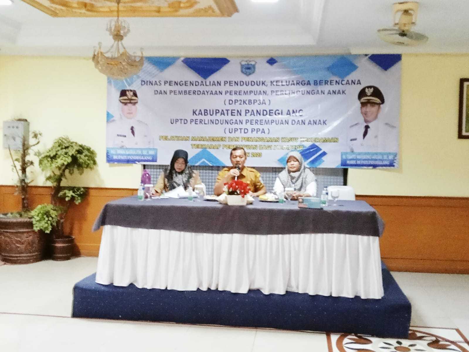 Pemberdayaan Perempuan Disektor Kewirausahaan, Kurangi Resiko Terhadap Kekerasan Perempuan 1 Pemberdayaan Perempuan Disektor Kewirausahaan, Kurangi Resiko Terhadap Kekerasan Perempuan