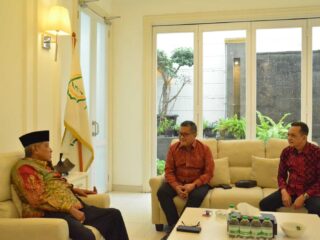 Silaturahim Kebangsaan, Kiai Said Terima Kunjungan Sekjen Pdip