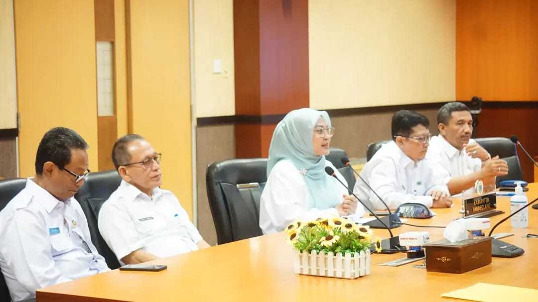Bupati Pandeglang, Irna Serahkan Lkpd Unaudit Tahun 2022 Ke Bpk Perwakilan Banten 11 Bupati Pandeglang, Irna Serahkan Lkpd Unaudit Tahun 2022 Ke Bpk Perwakilan Banten