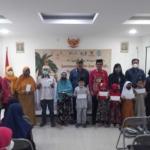 Sebanyak Seratus Yatim Dan Dhuafa Menerima Santunan Dari Pt Kalimantan Prima Persada Di Kelurahan Jatinegara